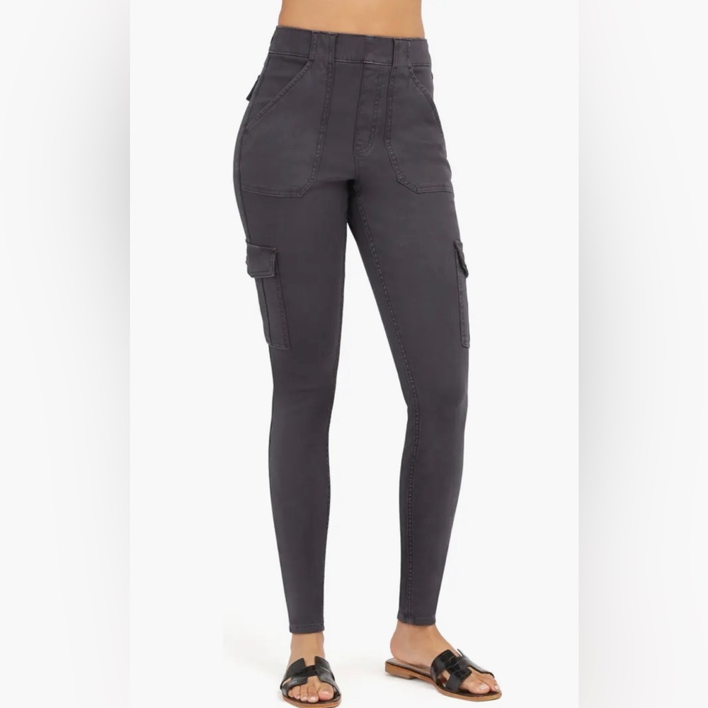 NEW SPANX - Stretch Twill Ankle Cargo Pants - Picture 4 of 8